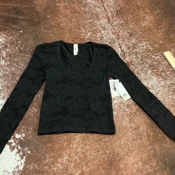 BP. Floral Textured Lace Fitted Long Sleeve Cropped Top Black XS/S - Picture 3 of 10